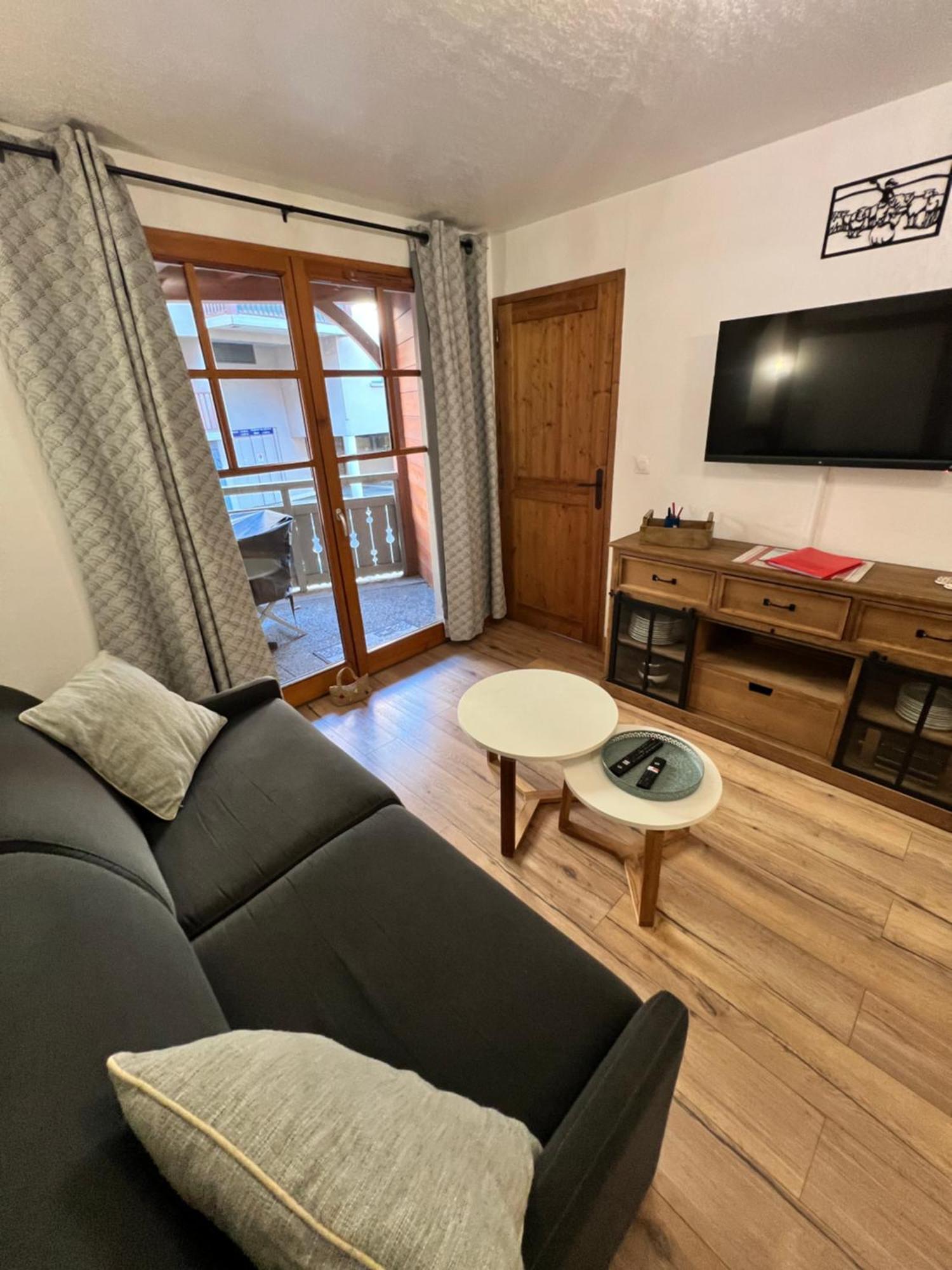 Sejour Spa Inclus Au Centre De St Lary Сен-Лари-Сулан Стая снимка